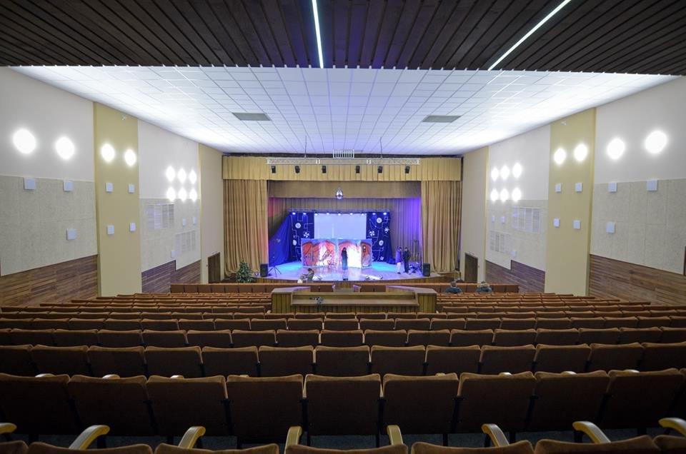 Kulturzentrum "Svyatoshyn" — Kiew — Центр культури «Святошин», Київ