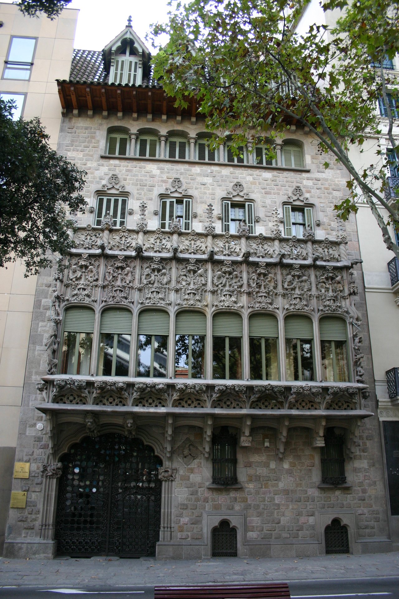 Palau del Baró de Quadras — Barcelona — Palau del Baró de Quadras, Barcelona