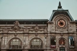 Visita il "Musée de l'Orangerie" a Parigi, dove puoi goderti la grandezza dei dipinti di Monet e dell'arte contemporanea, oltre a partecipare a corsi di pittura che ti aiuteranno a sentire "l'arte della leggerezza" — Musée de l'Orangerie, Paris, France