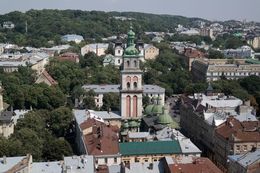 Visita Lviv, dove si svolgono tour tematici "Musica ucraina attraverso i secoli", e utilizza la funzione I'M IN per trovare i concerti più vicini che evidenziano la musica di Kolessa e Kos-Anatolsky. — Lviv, Ukraine