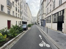 Bernadette — Paris — Bernadette, Paris, France